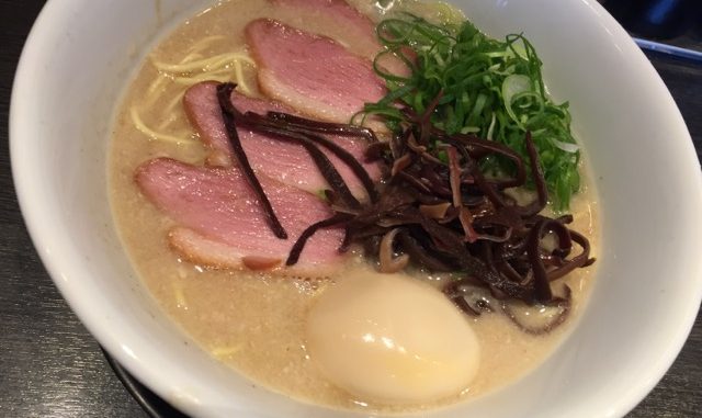 ちらん 大阪京橋店 濃厚こってり鶏白湯スープのラーメン店 グルメガイドブック